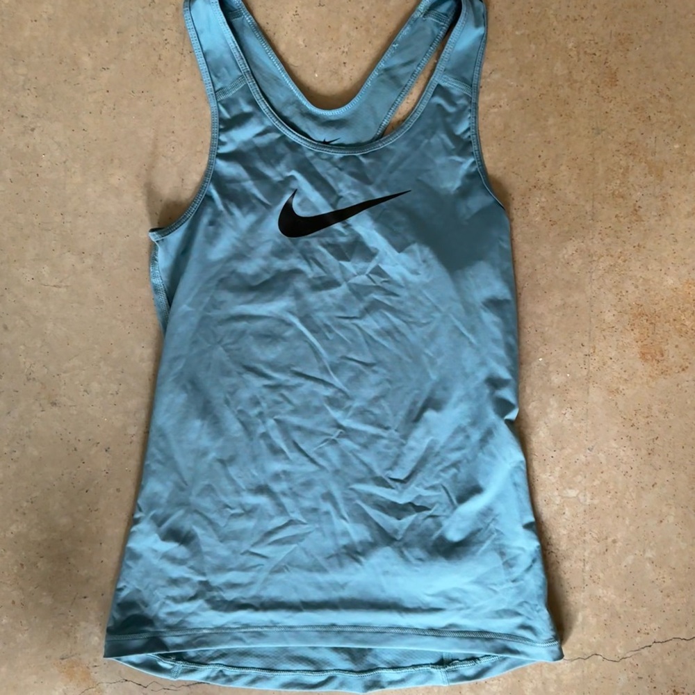 Nike Dri Fit Tank Top Bundle